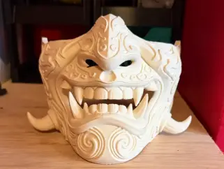 Máscara Oni impresa en 3D